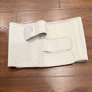FRIDA POST PARTUM BELLY BINDER